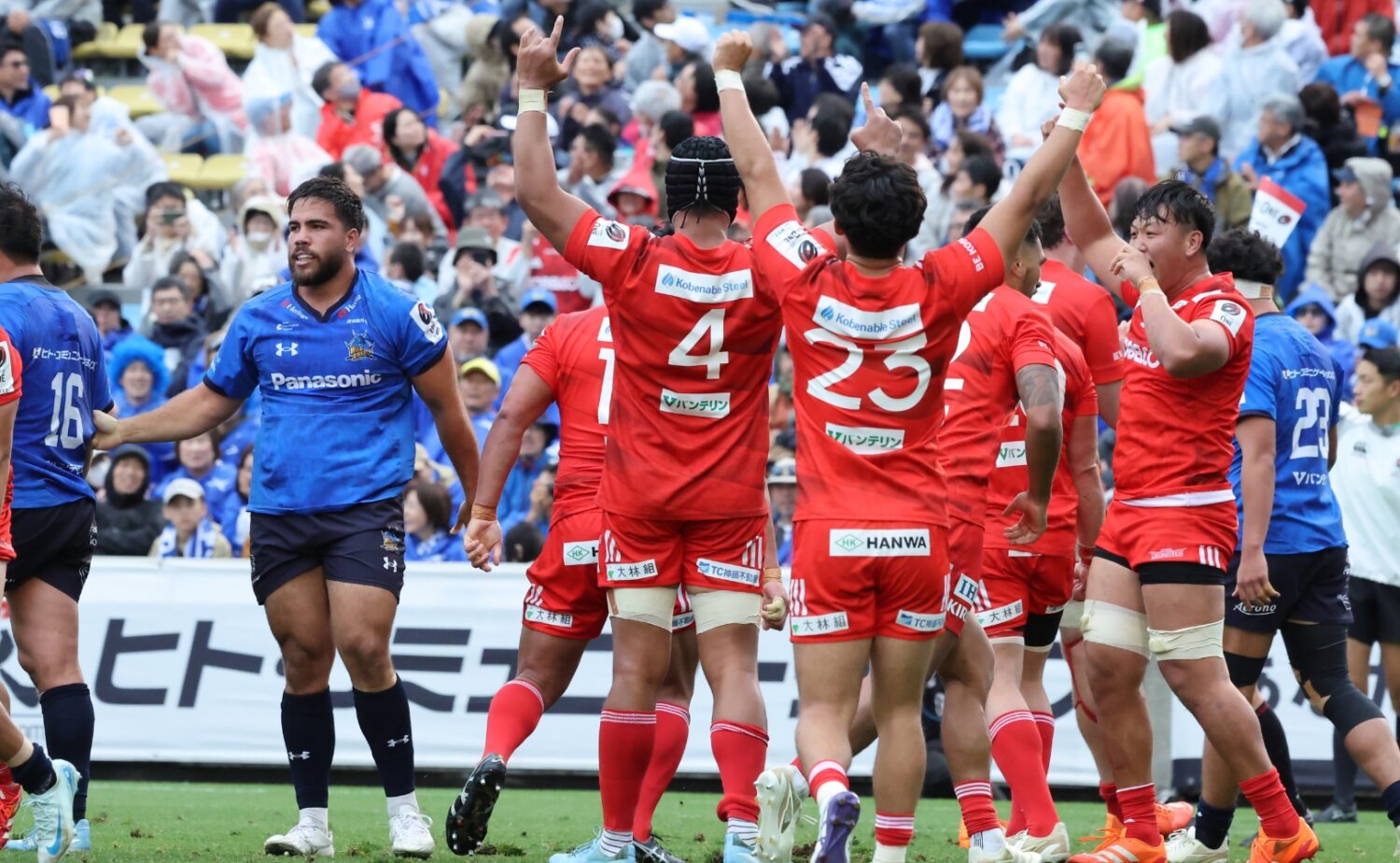 昨季の3位決定戦。ワイルドナイツに22年ぶりの勝利‐斉藤健仁撮影