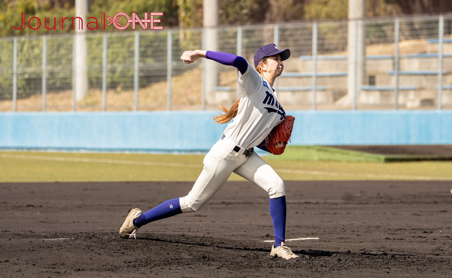 明関戦 完投した柴田投手(明大)-Journal-ONE撮影