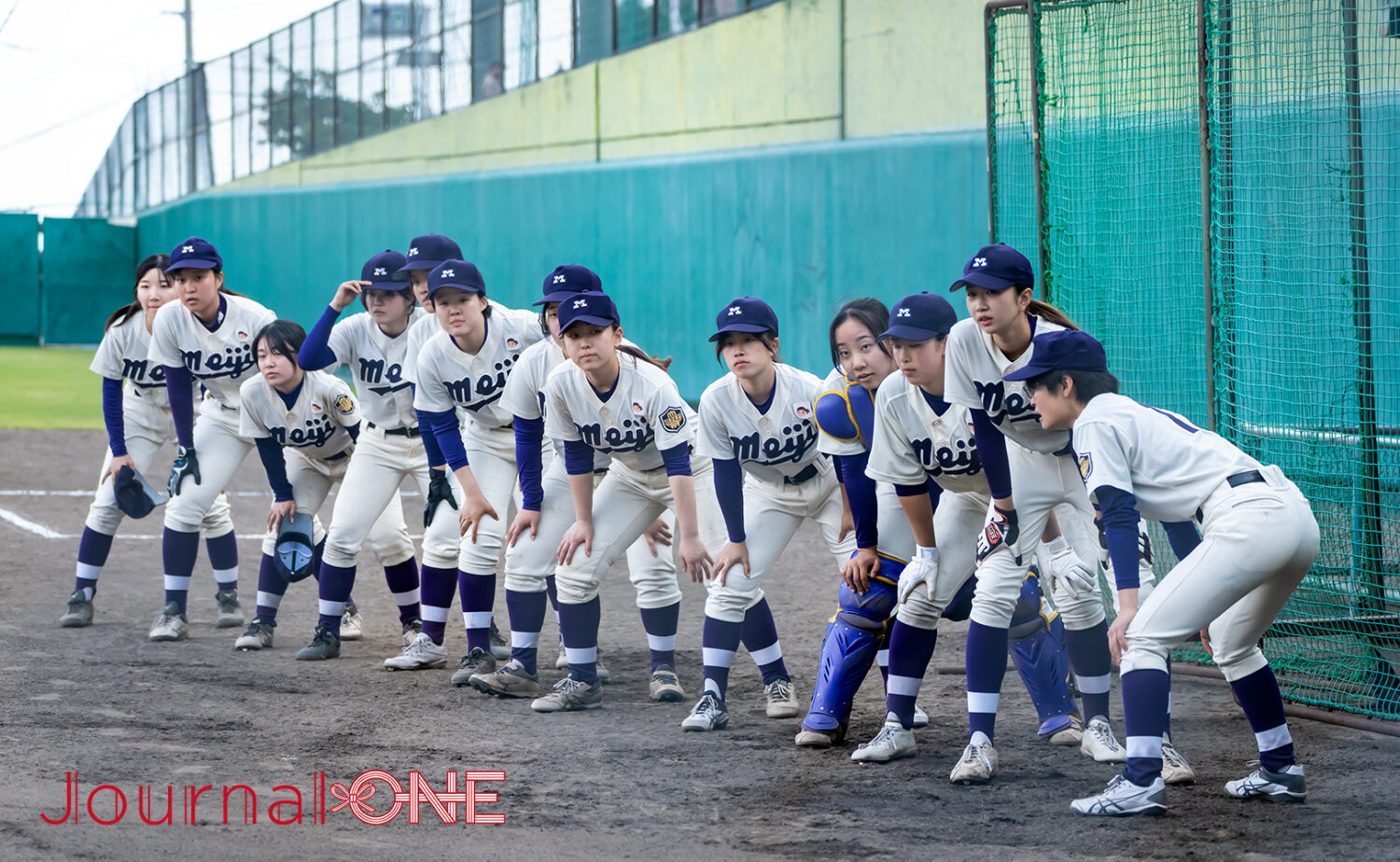 初の公式戦に臨む明大女子野球クラブ‐Journal-ONE撮影