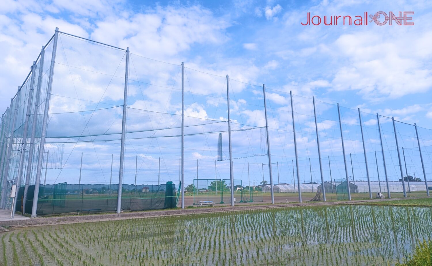 周囲を田畑で囲まれた野球グラウンド‐Journal-ONE撮影