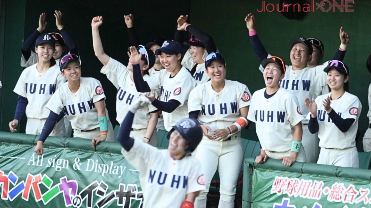 女子野球 新潟医療福祉大学のベンチ‐Journal-ONE撮影