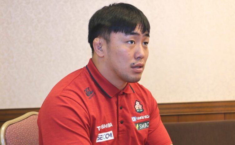 原田衛がキャプテンとして先発-斉藤健仁撮影