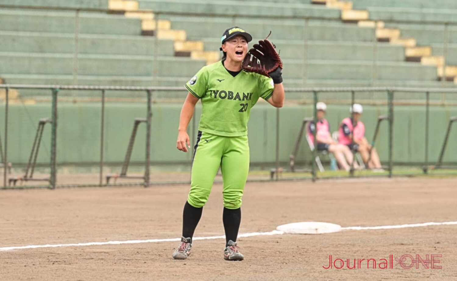 吉金亜希子 は守備でもベンチでも誰よりも声を出してチームを鼓舞する‐Journal-ONE撮影