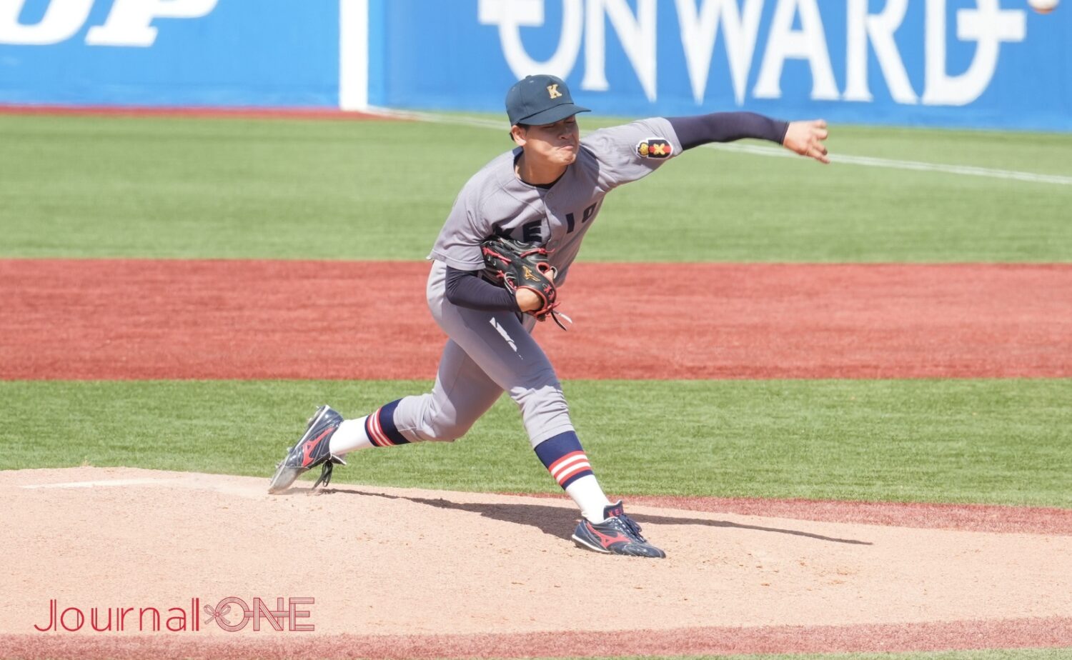 函館大戦で力投する渡辺和大-Journal-ONE撮影