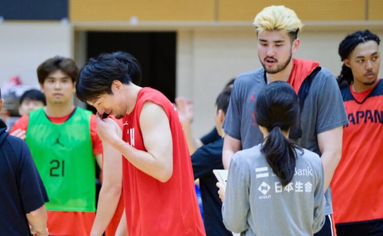 アジア地区予選Window3へ向けての合宿での比江島と川真田-永塚和志撮影