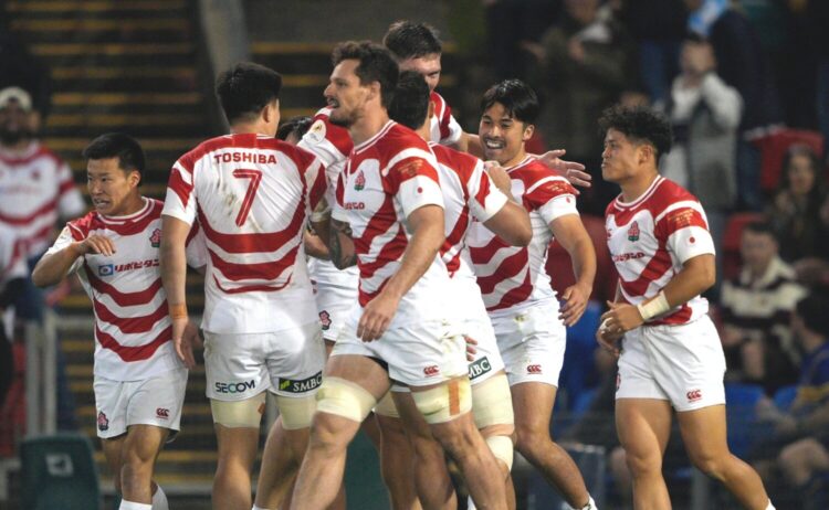 ラグビー日本代表 トライを喜ぶフィフティーン@JRFU