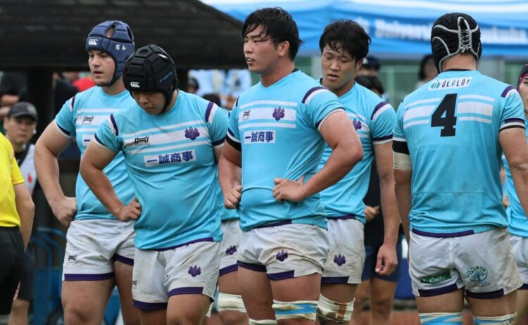 昨季は対抗戦で2位の筑波大学。真ん中は今季から本格的に1番に転向した白丸主将