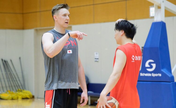 代表合宿に参加したジョシュ・ホーキンソン（東京サンロッカーズ）-永塚和志撮影