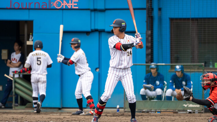 侍ジャパン チャイニーズ・タイペイ戦で本塁打を放った黒田-Journal-ONE撮影
