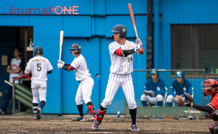 侍ジャパン チャイニーズ・タイペイ戦で本塁打を放った黒田-Journal-ONE撮影