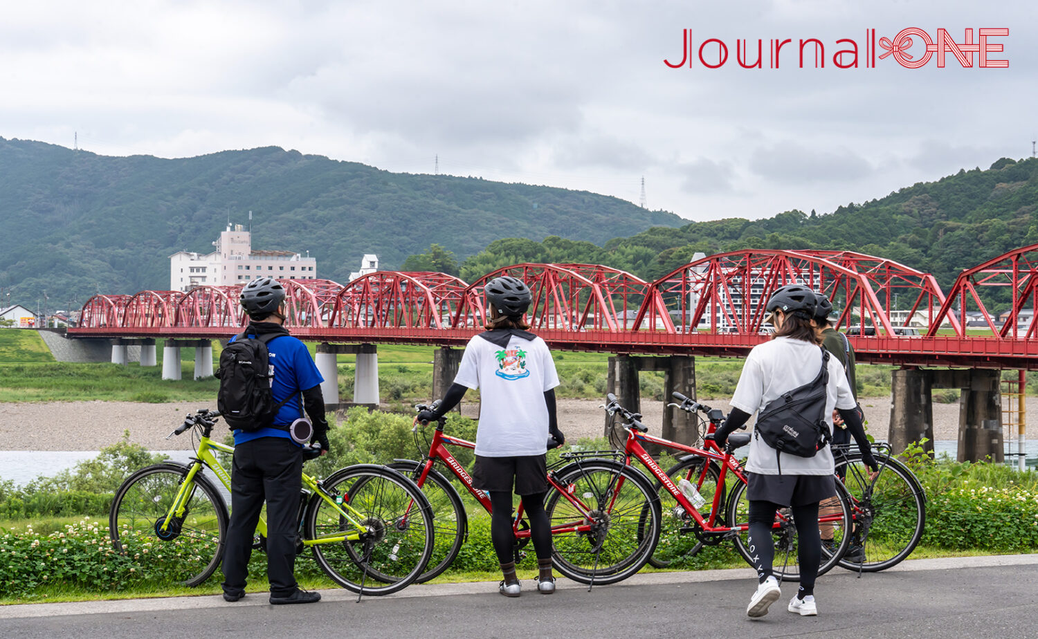 四万十市・赤鉄橋｜歴史ある赤い鉄橋と絶景スポット