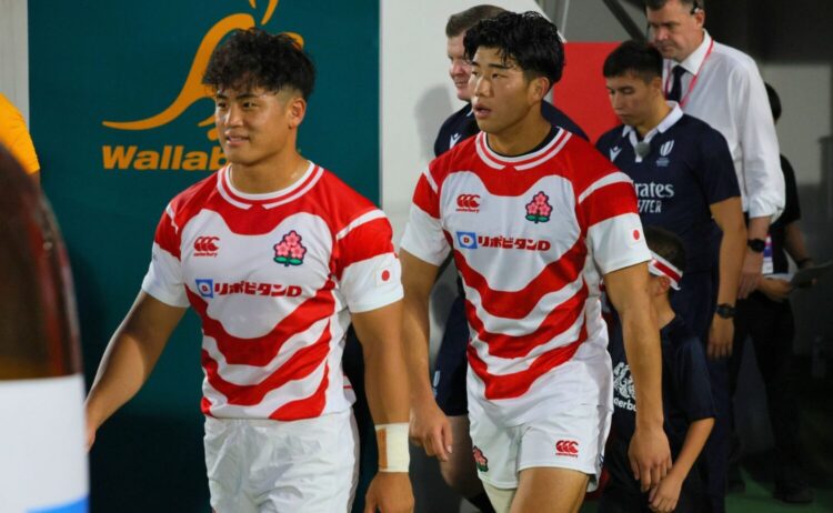同級生のSO伊藤（明治大学4年）とWTB矢崎（早稲田大学4年）‐斉藤健仁撮影