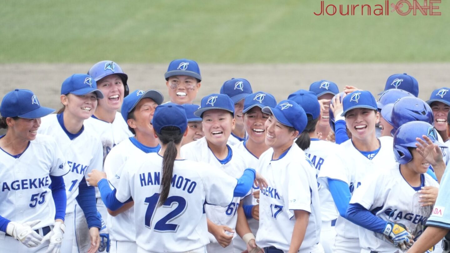 女子硬式野球 サヨナラで巨人を破ったエイジェック-Journal-ONE撮影