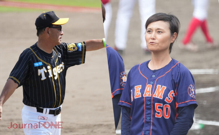 クラブ選手権 決勝で相対する木戸監督(左)と中島監督-Journal-ONE撮影