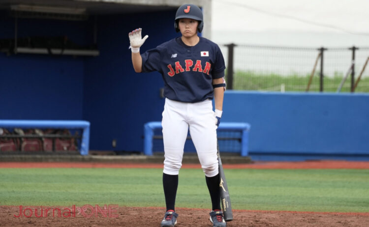 女子大学野球 W杯台南ステージで活躍したIPUの岡田-Journal-ONE撮影