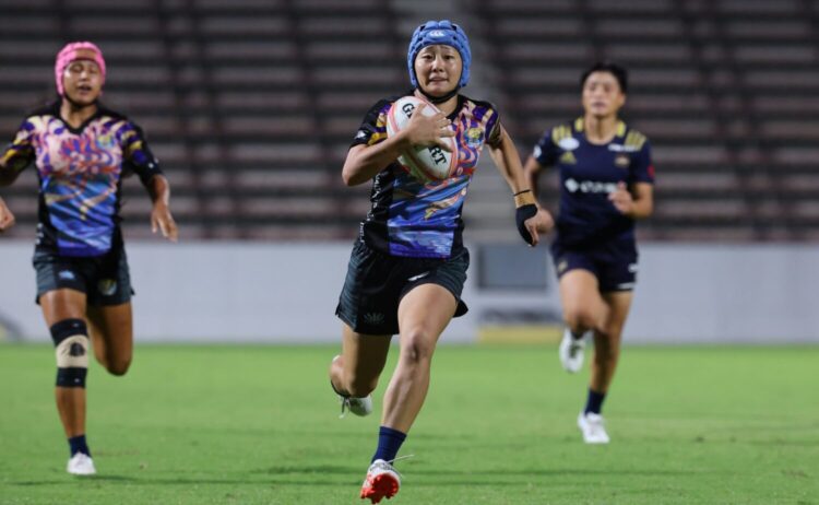 落ち着いた判断でチームを勝利に導いた平野。北九州大会 (C)JRFU