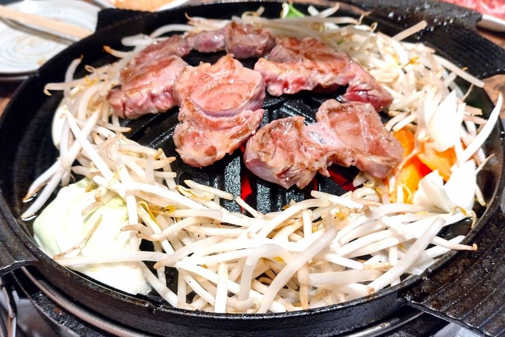 肉で味わう旭川の名物
