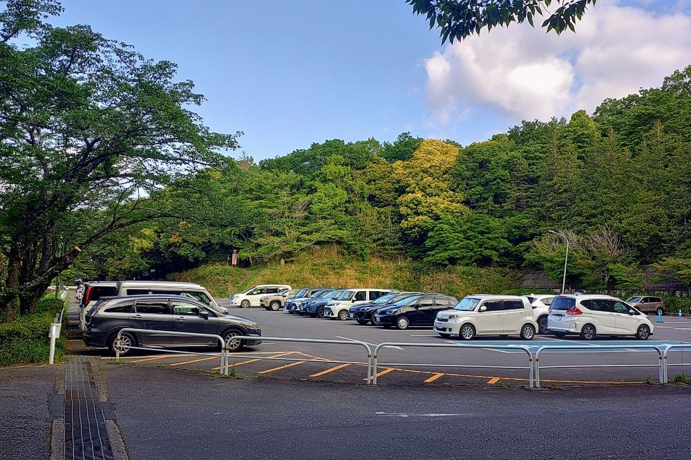 白金温泉の駐車場