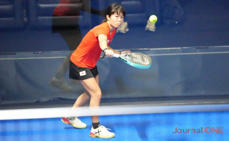 卓越したボールコントロールを持つ佐藤千文選手-Journal-ONE撮影