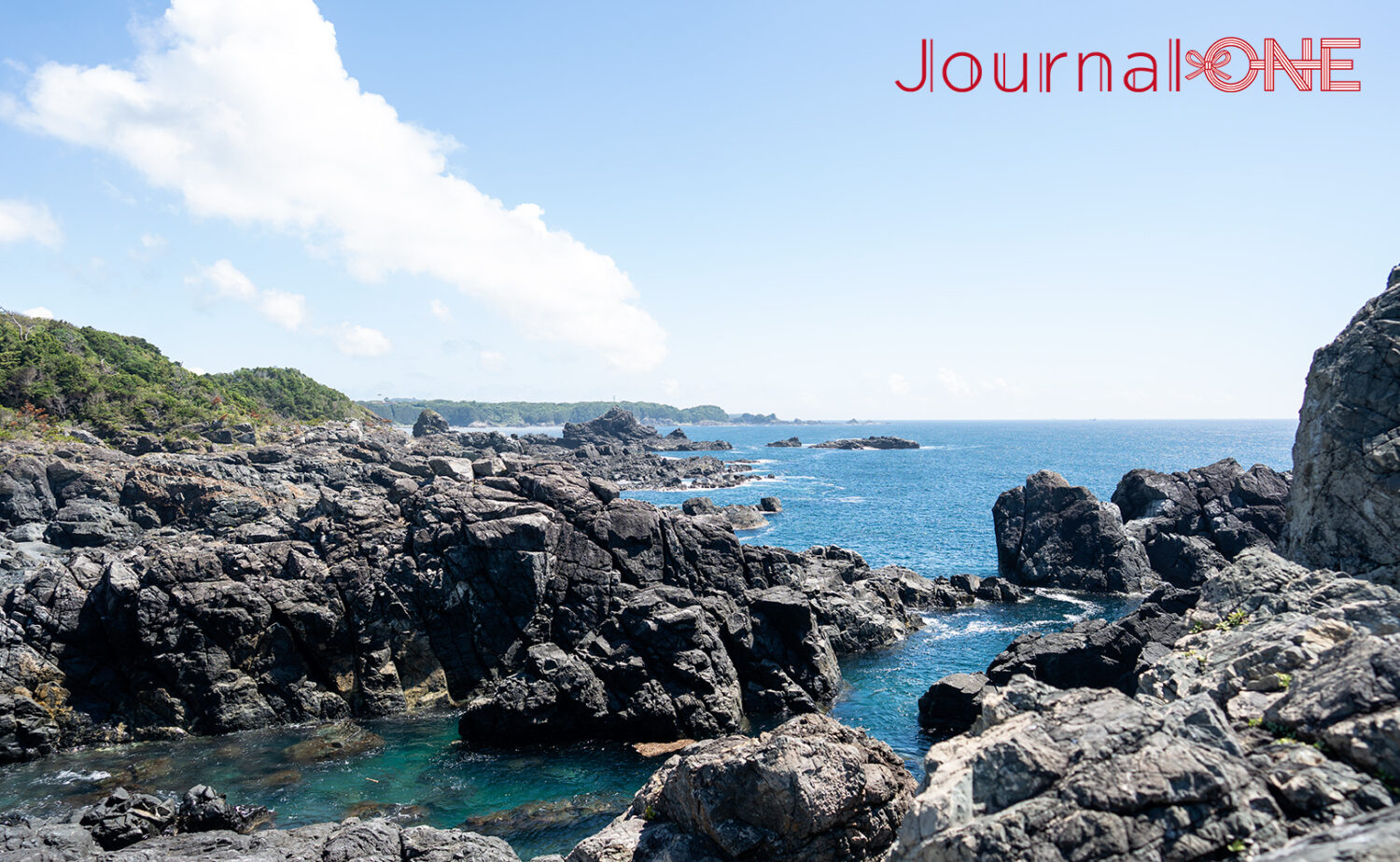 本州最南端・クレ崎を歩く｜潮岬に広がる絶景岩礁海岸