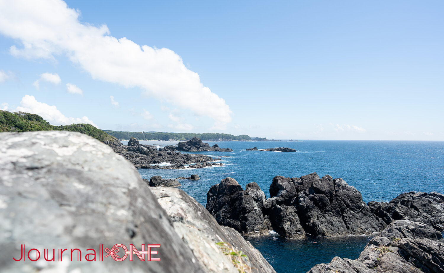 本州最南端・クレ崎を歩く｜潮岬に広がる絶景岩礁海岸
