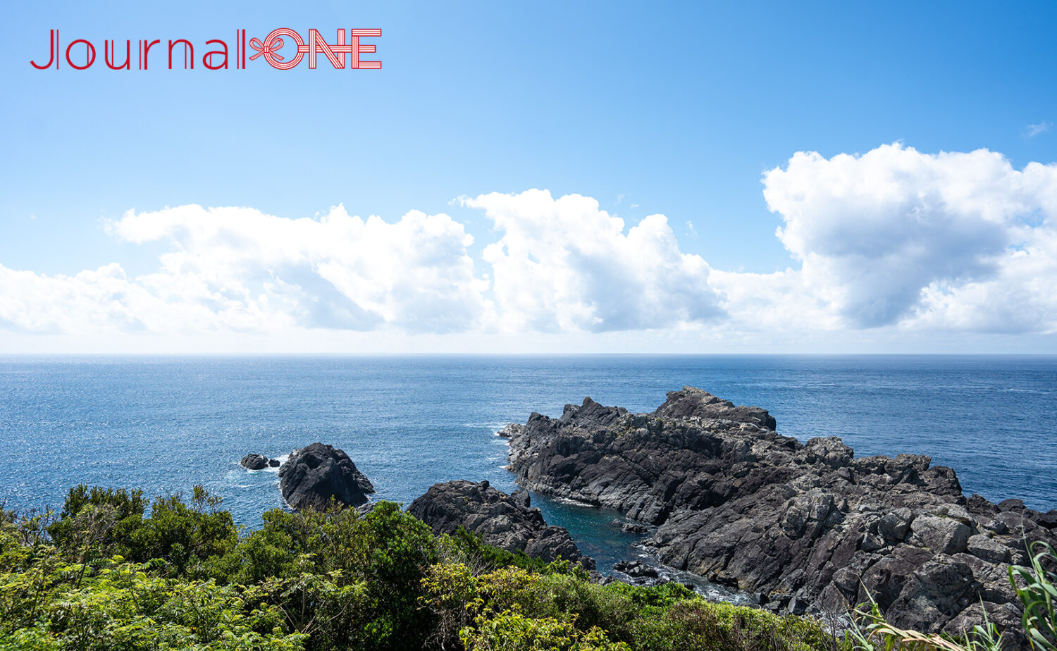 本州最南端・潮岬｜望楼の芝と太平洋の大パノラマ