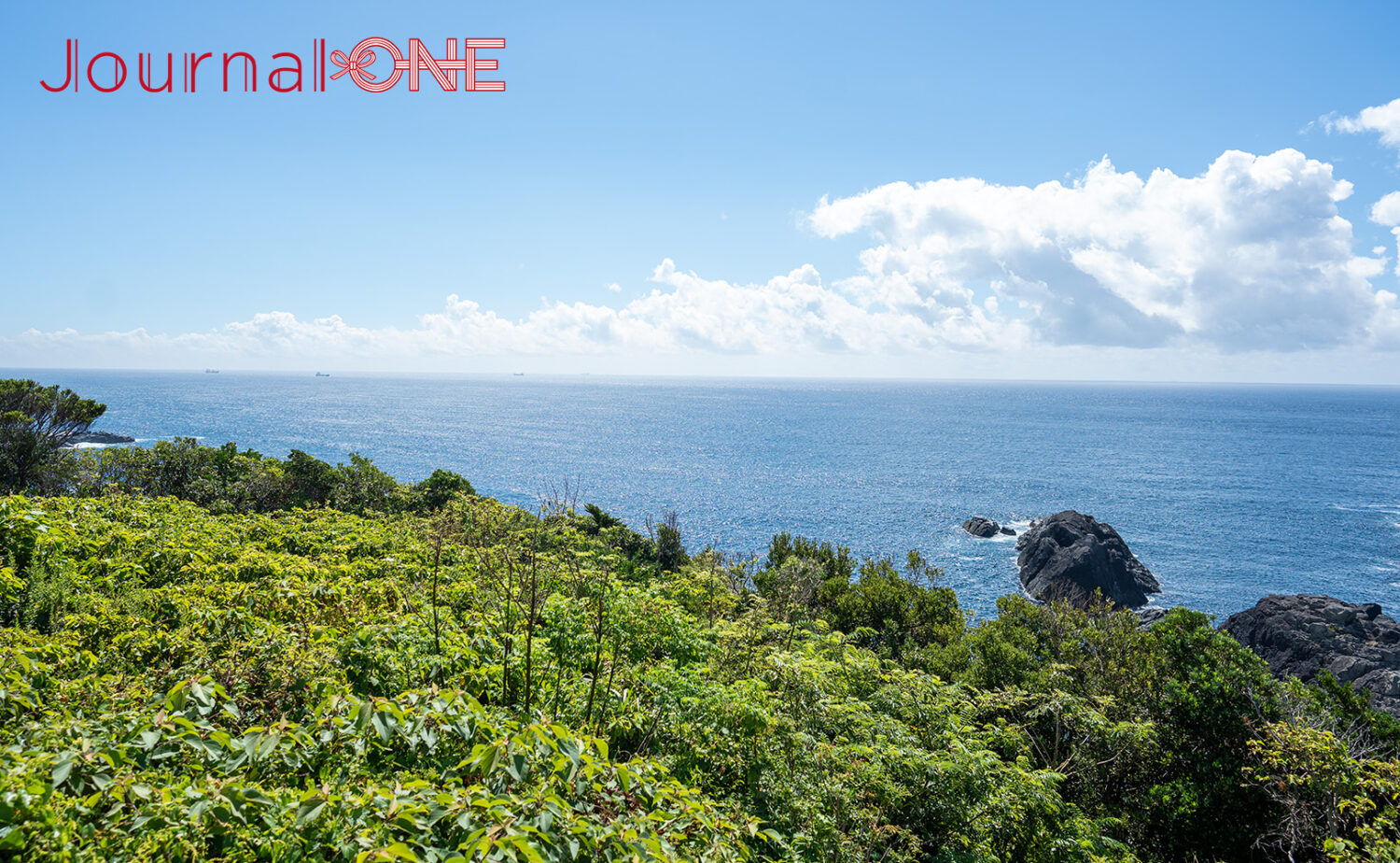 本州最南端・潮岬｜望楼の芝と太平洋の大パノラマ