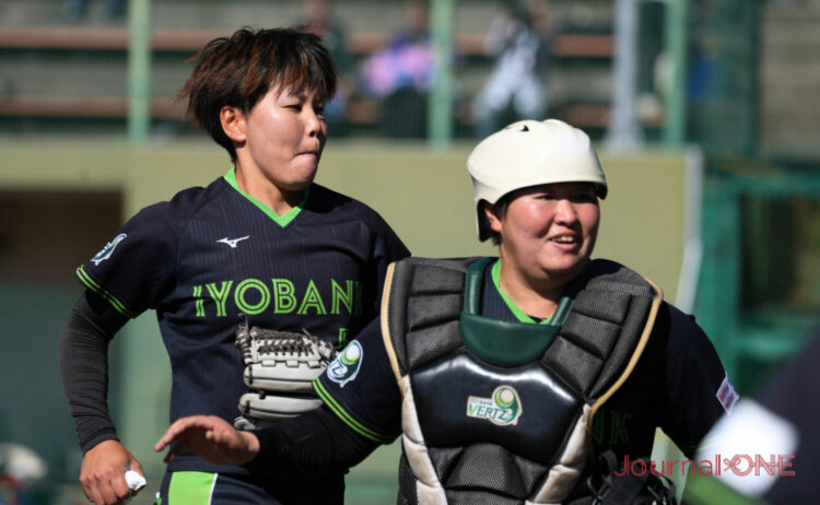 第1戦に完投勝利した庄司と平岡のバッテリー-Journal-ONE撮影