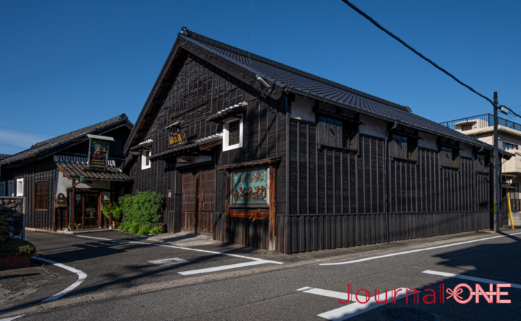 たまり醤油と味噌を醸造する中定商店の蔵