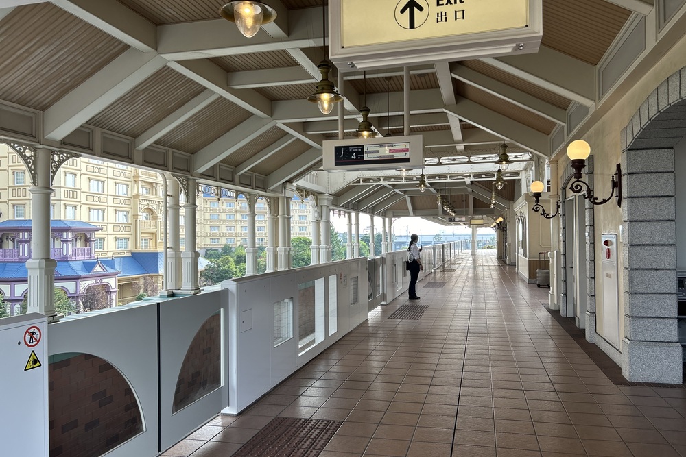 東京駅からディズニーランドへのアクセス